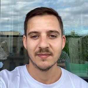 Meet your Posher, Loris